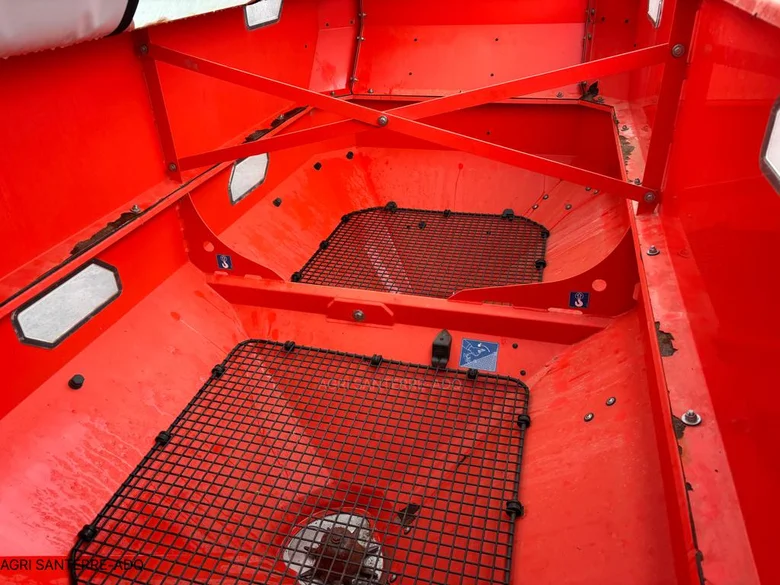 Pulvérisateur et distributeur à engrais KUHN AXIS 40.2