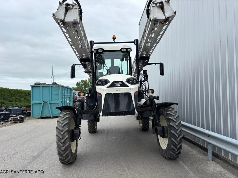 Pulvérisateur et distributeur à engrais ARTEC RS 20
