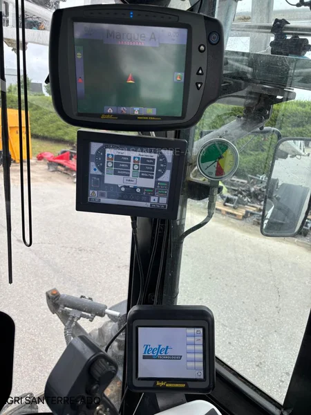 Pulvérisateur et distributeur à engrais ARTEC RS 20