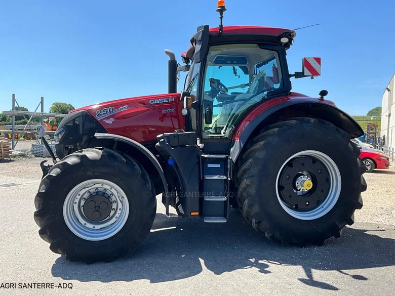 Tracteur CASE IH OPTUM 250 CVX