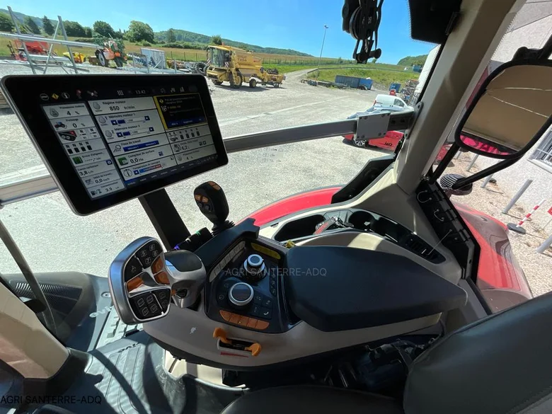 Tracteur CASE IH OPTUM 250 CVX