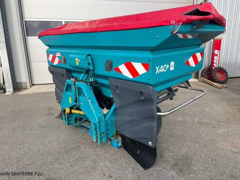 Pulvérisateur et distributeur à engrais SULKY X40 +