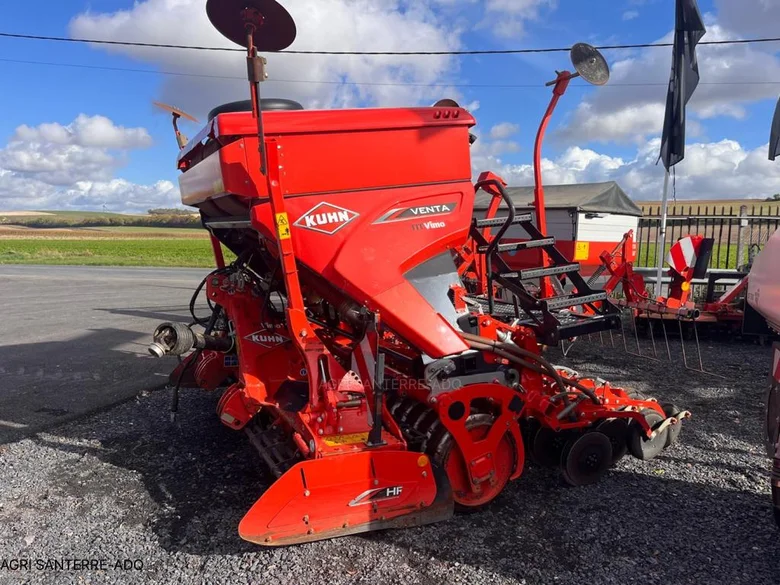 Semoir KUHN VENTA 3030