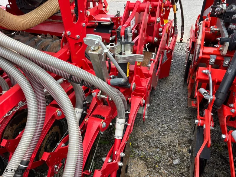 Semoir KVERNELAND E-DRILL