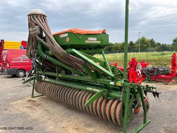 Semoir AMAZONE ADP 402
