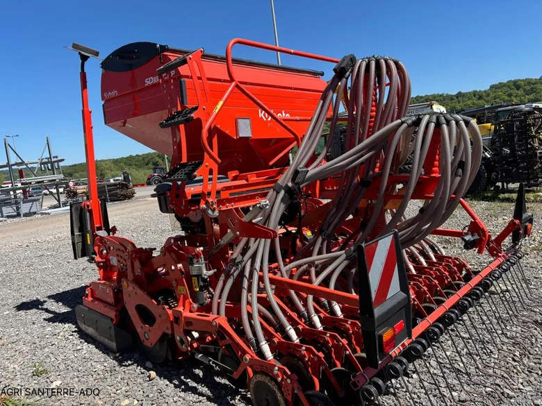 Semoir KUBOTA SD3301