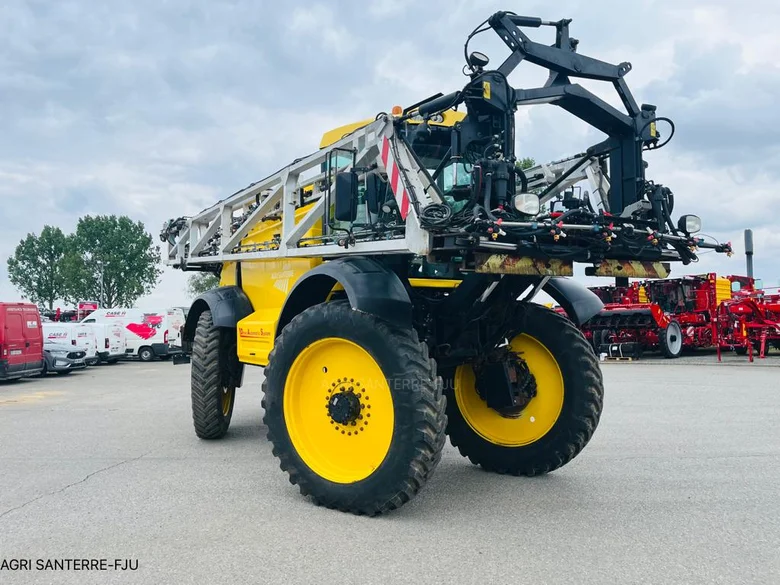 Pulvérisateur et distributeur à engrais ARTEC F40