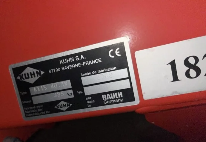 Pulvérisateur et distributeur à engrais KUHN AXIS 401 W