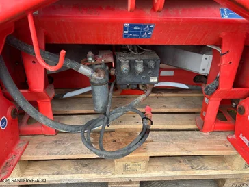 Pulvérisateur et distributeur à engrais KUHN AXIS 50.2 W