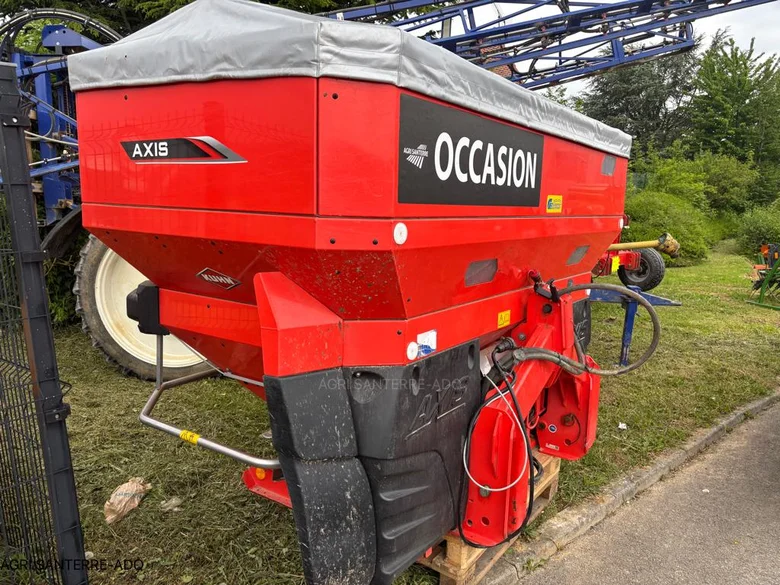 Pulvérisateur et distributeur à engrais KUHN AXIS 50.2 W