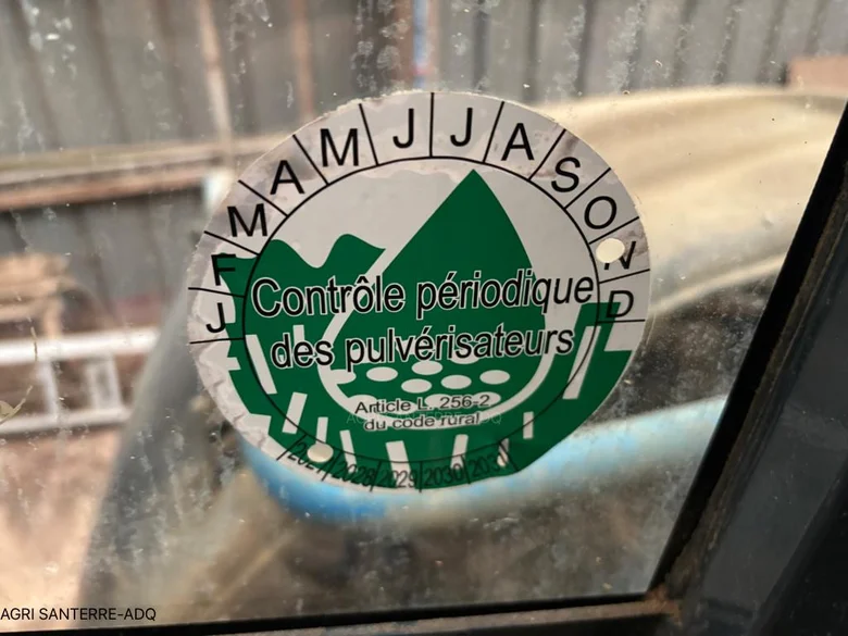 Pulvérisateur et distributeur à engrais MATROT MAESTRIA
