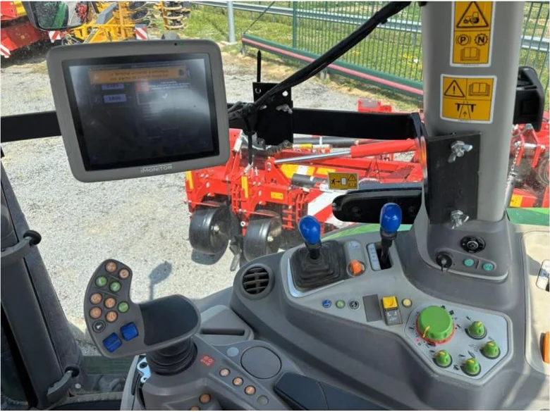 Tracteur DEUTZ FAHR 6205