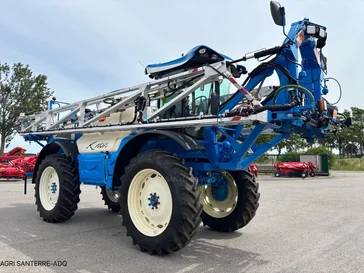 Pulvérisateur et distributeur à engrais MATROT XENON