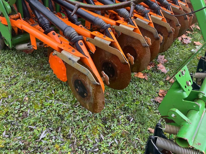 Semoir AMAZONE AD 403