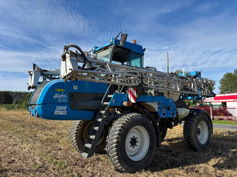 Pulvérisateur et distributeur à engrais EVRARD ALPHA