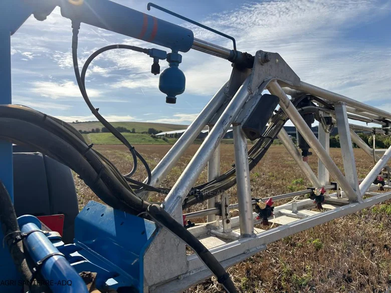 Pulvérisateur et distributeur à engrais EVRARD ALPHA