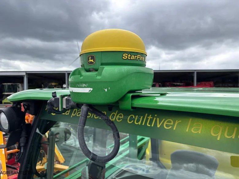 Pulvérisateur et distributeur à engrais JOHN-DEERE R4040