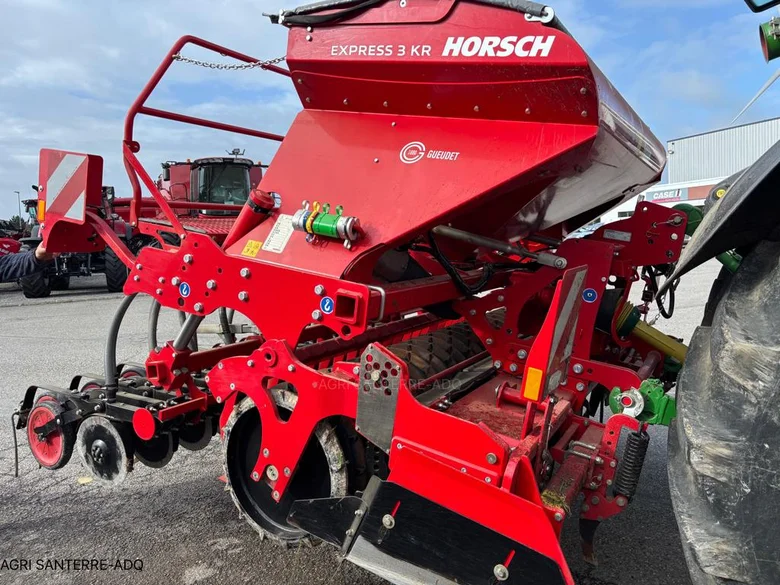 Semoir HORSCH EXPRESS 3TD