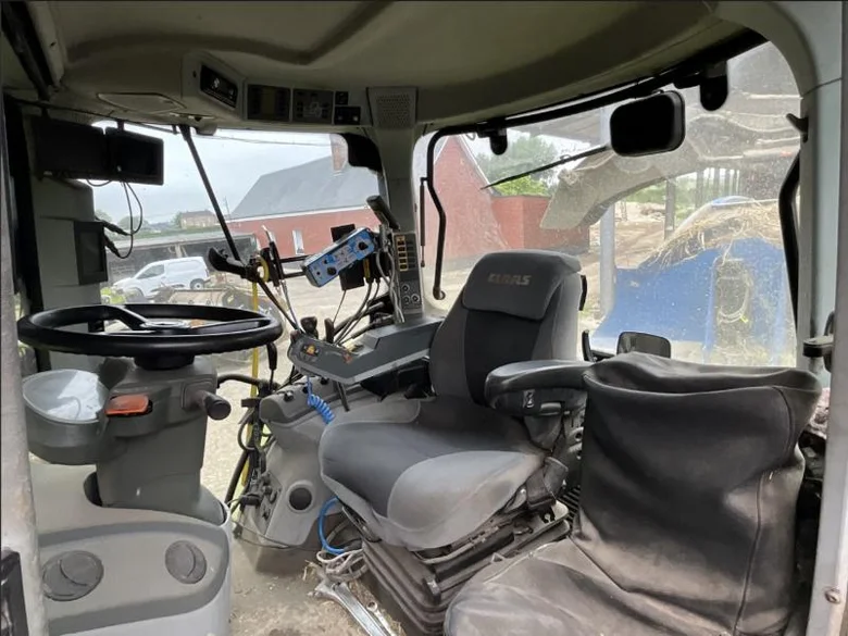 Tracteur CLAAS ARION 650