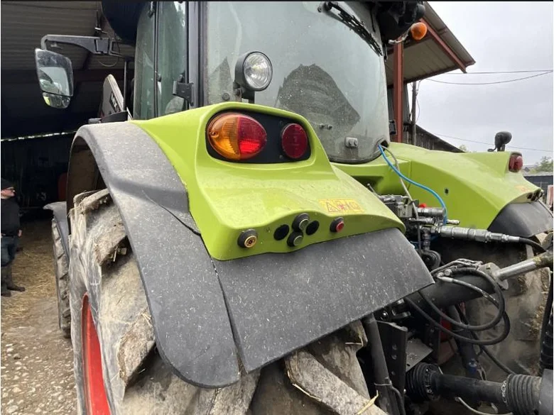 Tracteur CLAAS ARION 650