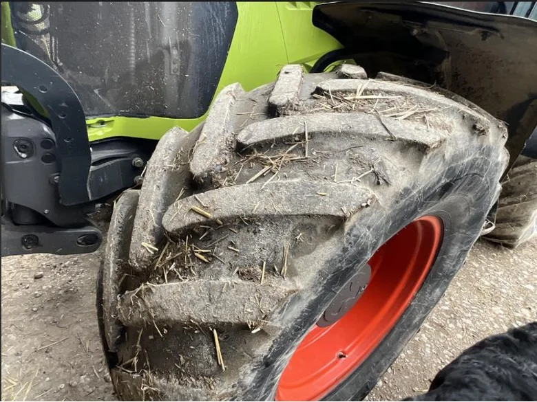 Tracteur CLAAS ARION 650