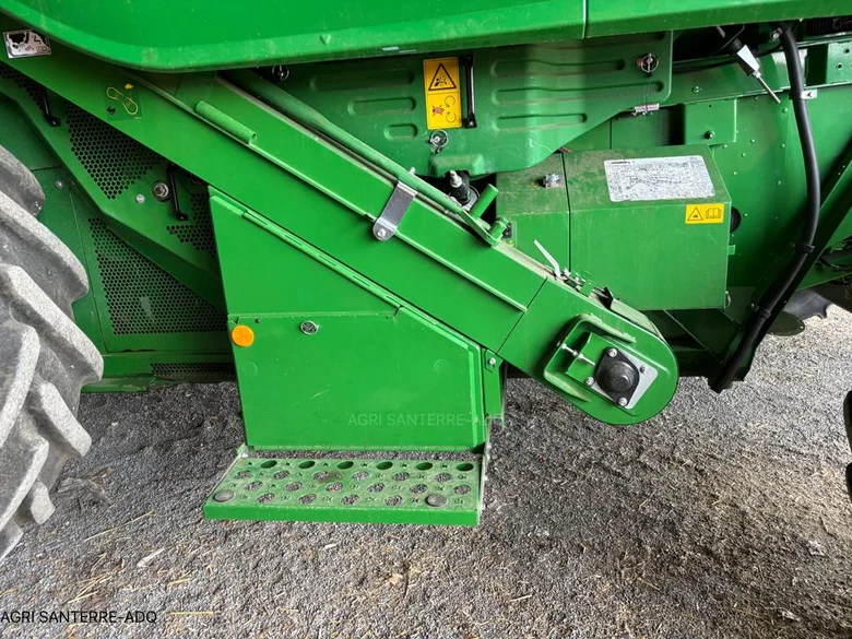 Moissonneuse batteuse JOHN-DEERE T660