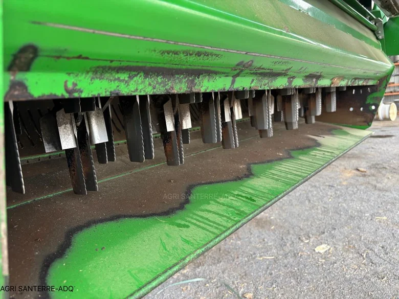 Moissonneuse batteuse JOHN-DEERE T660