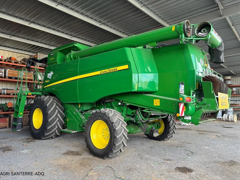 Moissonneuse batteuse JOHN-DEERE T660