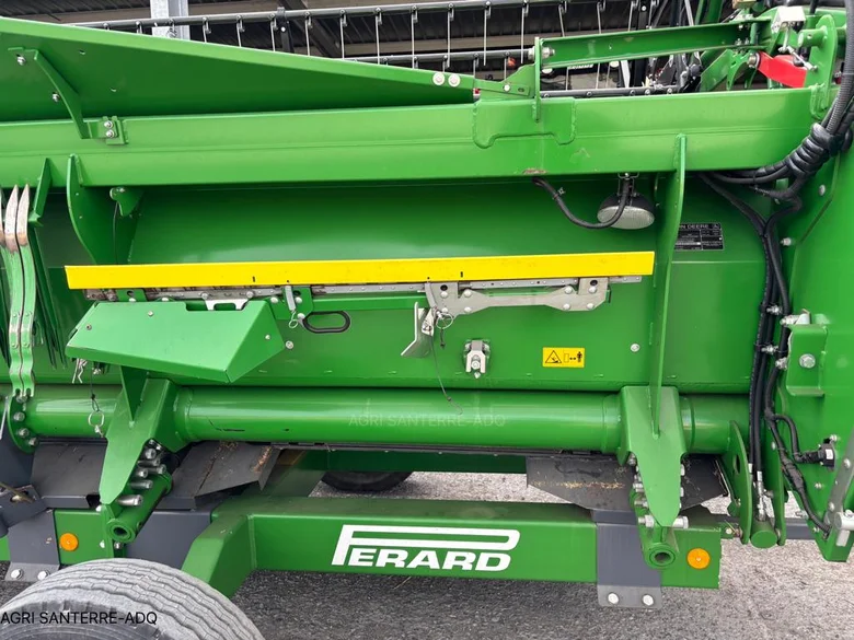 Moissonneuse batteuse JOHN-DEERE T660