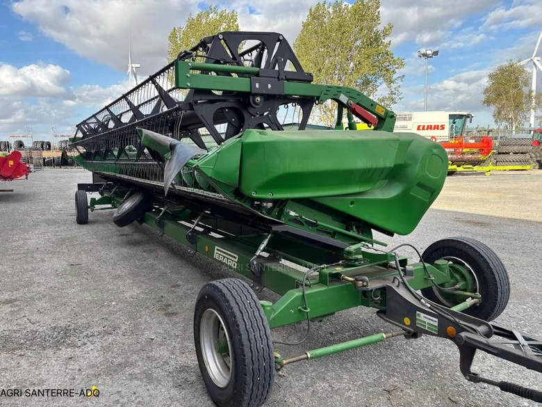 Moissonneuse batteuse JOHN-DEERE T660