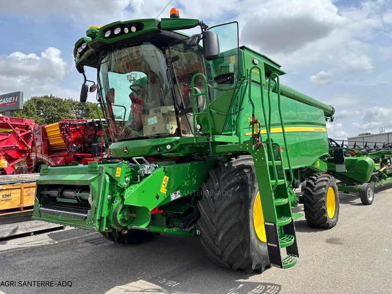 Moissonneuse batteuse JOHN-DEERE T660