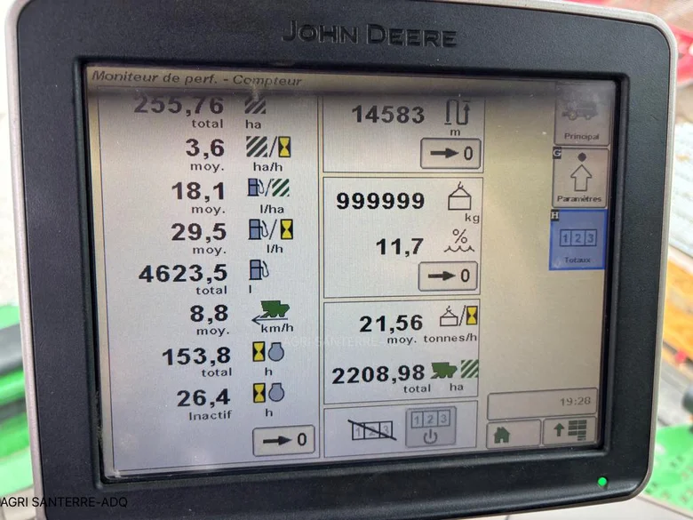 Moissonneuse batteuse JOHN-DEERE T660