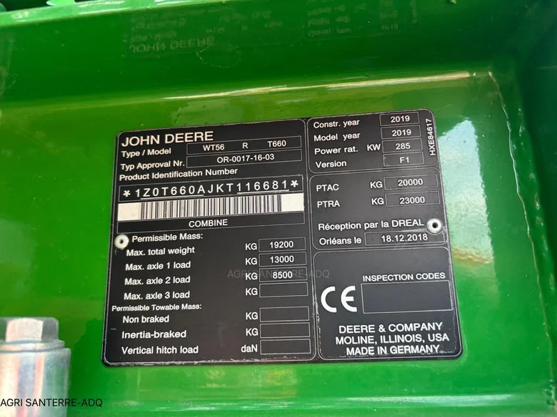 Moissonneuse batteuse JOHN-DEERE T660