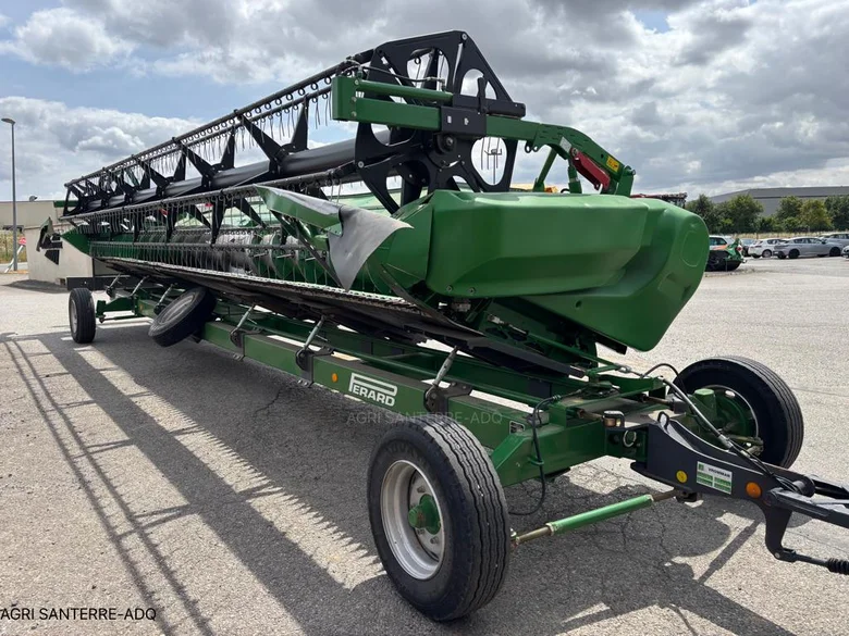 Moissonneuse batteuse JOHN-DEERE T660