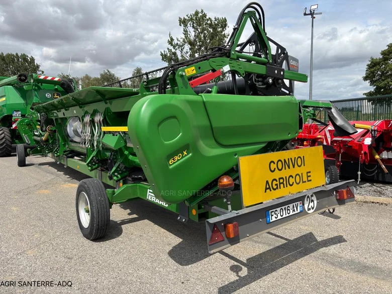 Moissonneuse batteuse JOHN-DEERE T660