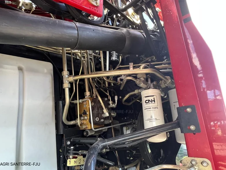 Moissonneuse batteuse CASE IH AXIAL-FLOW 8240