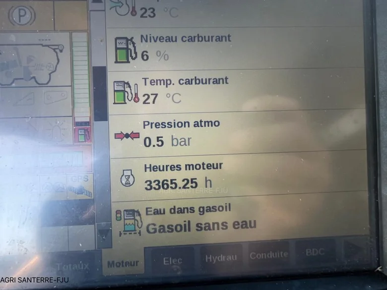 Moissonneuse batteuse CASE IH AXIAL-FLOW 8240