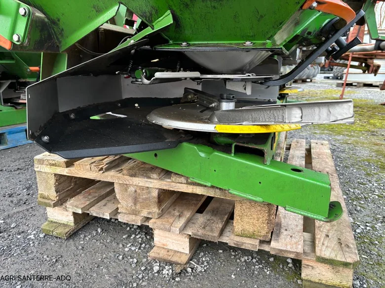 Pulvérisateur et distributeur à engrais AMAZONE ZAM NOVIX 2200