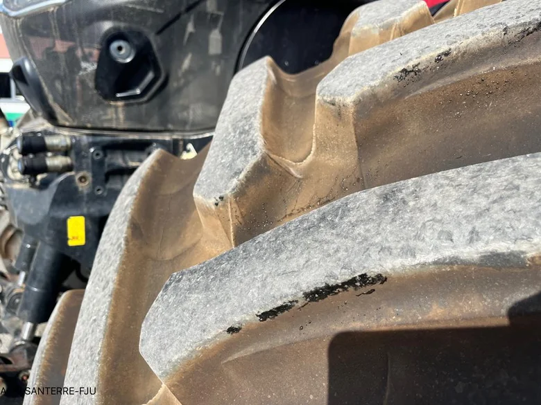 Tracteur CASE IH OPTUM 300 CVX