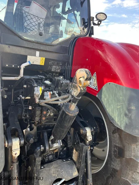 Tracteur CASE IH OPTUM 300 CVX