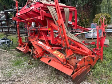 Semoir KUHN VENTA AL 401