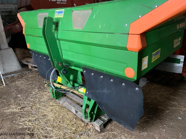 Pulvérisateur et distributeur à engrais AMAZONE ZAM NOVIX 2500