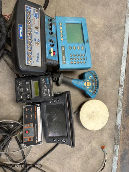 Pulvérisateur et distributeur à engrais EVRARD METEOR