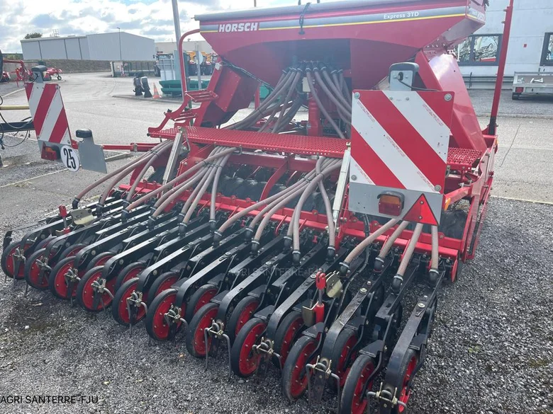 Semoir HORSCH EXPRESS 3TD