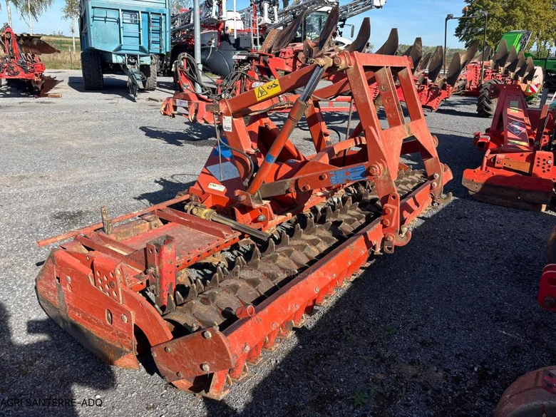 Outil du sol animé KUHN HBR 302