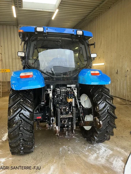 Tracteur NEW-HOLLAND T6010 PLUS