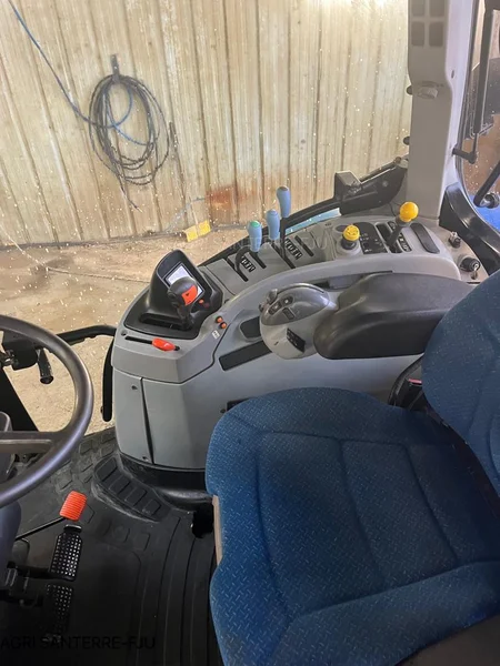 Tracteur NEW-HOLLAND T6010 PLUS