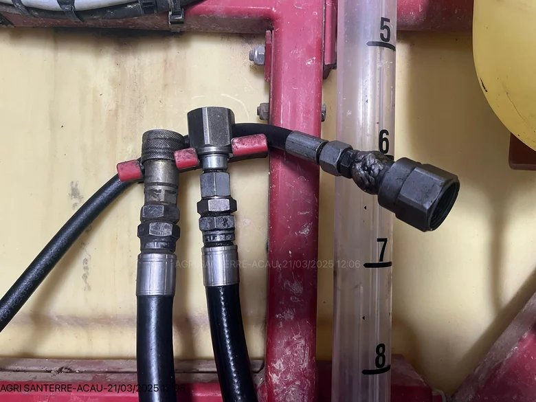 Pulvérisateur et distributeur à engrais HARDI-EVRARD MEGA