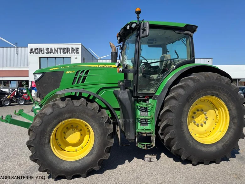 Tracteur JOHN-DEERE 6210 R