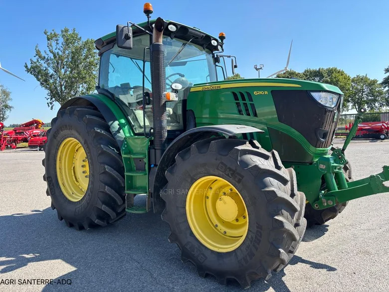 Tracteur JOHN-DEERE 6210 R